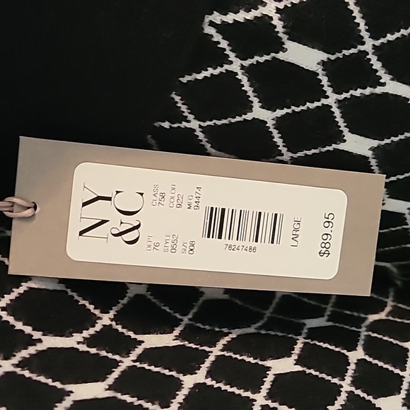 NY& Co Sweater Dress - Picture 4 of 11